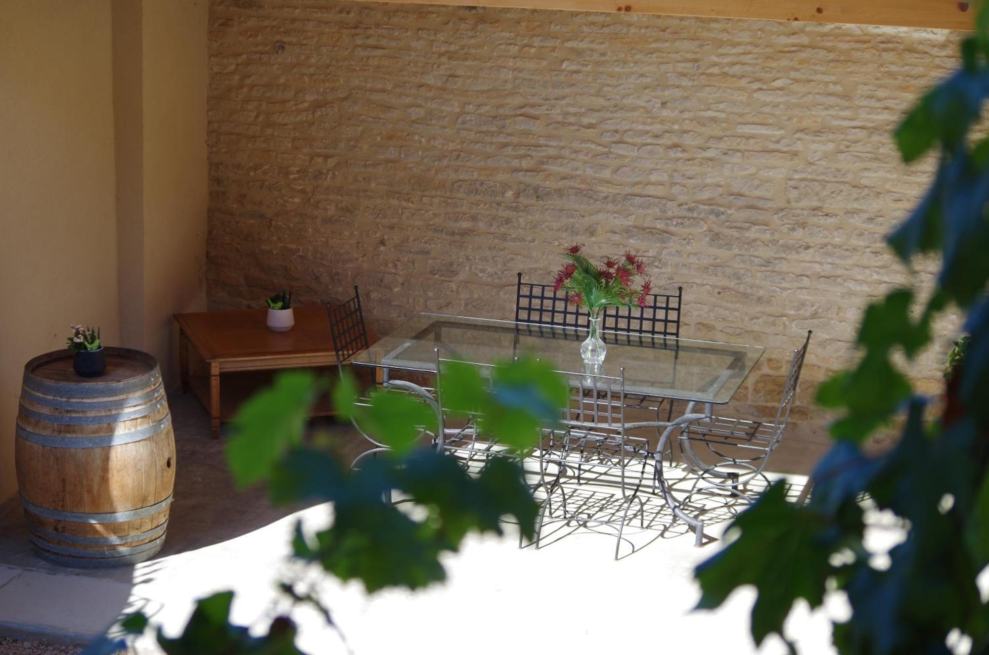 Domaine Joseph Lafarge Wine Resort - Lady'S House - La Maison De Michelle Lugny Exterior photo
